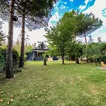 Villa Shore Of Sapanca Cati Lakehouse
