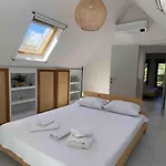 Villa Shore Of Sapanca Cati Lakehouse Kartepe