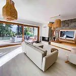 Villa Shore Of Sapanca Cati Lakehouse *