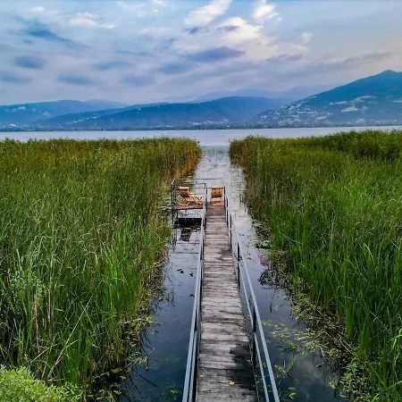 Shore Of Sapanca Cati Lakehouse Картепе