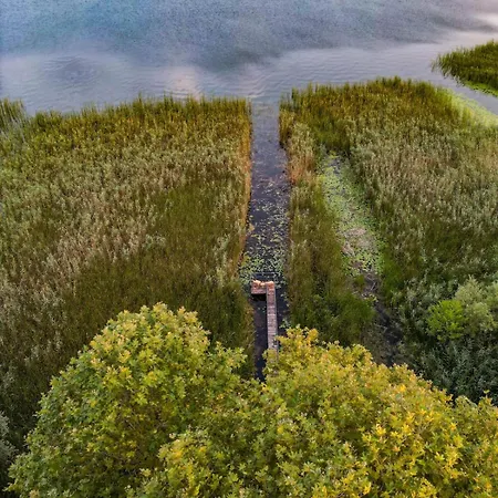 Villa Shore Of Sapanca Cati Lakehouse