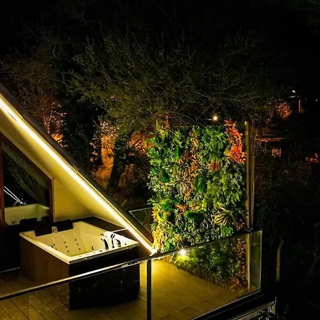 Villa Shore Of Sapanca Cati Lakehouse