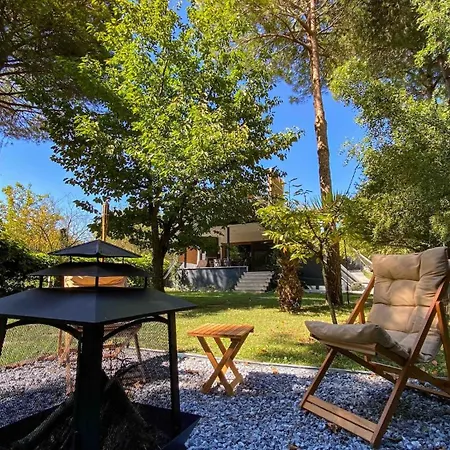 Villa Shore Of Sapanca Cati Lakehouse *
