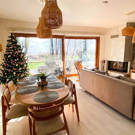 Villa Shore Of Sapanca Cati Lakehouse