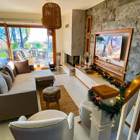 Villa Shore Of Sapanca Cati Lakehouse Kartepe