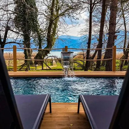 Shore Of Sapanca Cati Lakehouse Villa *